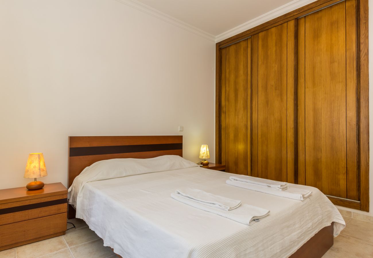Apartamento em Manta Rota - T2 a 800m da Praia by AlgarveManta (3T1)