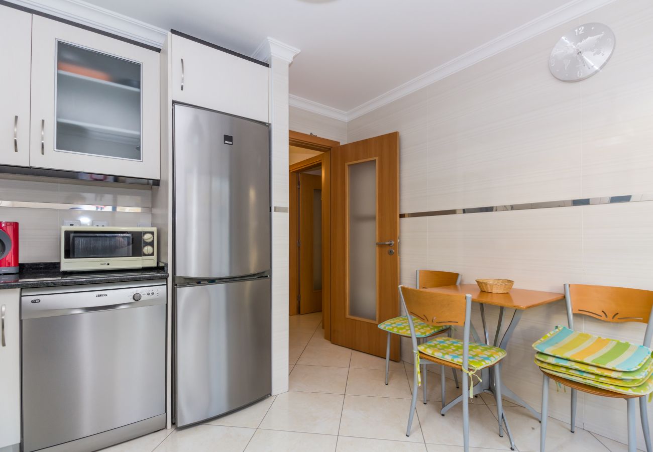 Apartamento em Manta Rota - Apartamento com 2 quartos em condominio com piscina  by AlgarveManta (15T2)