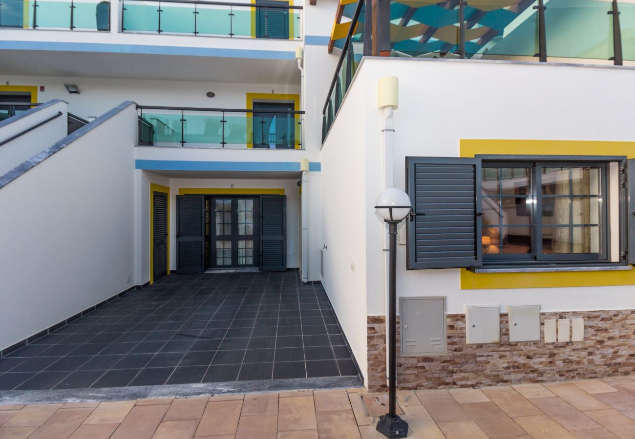Apartamento em Manta Rota - Apartamento com 2 quartos em condominio com piscina  by AlgarveManta (15T2)