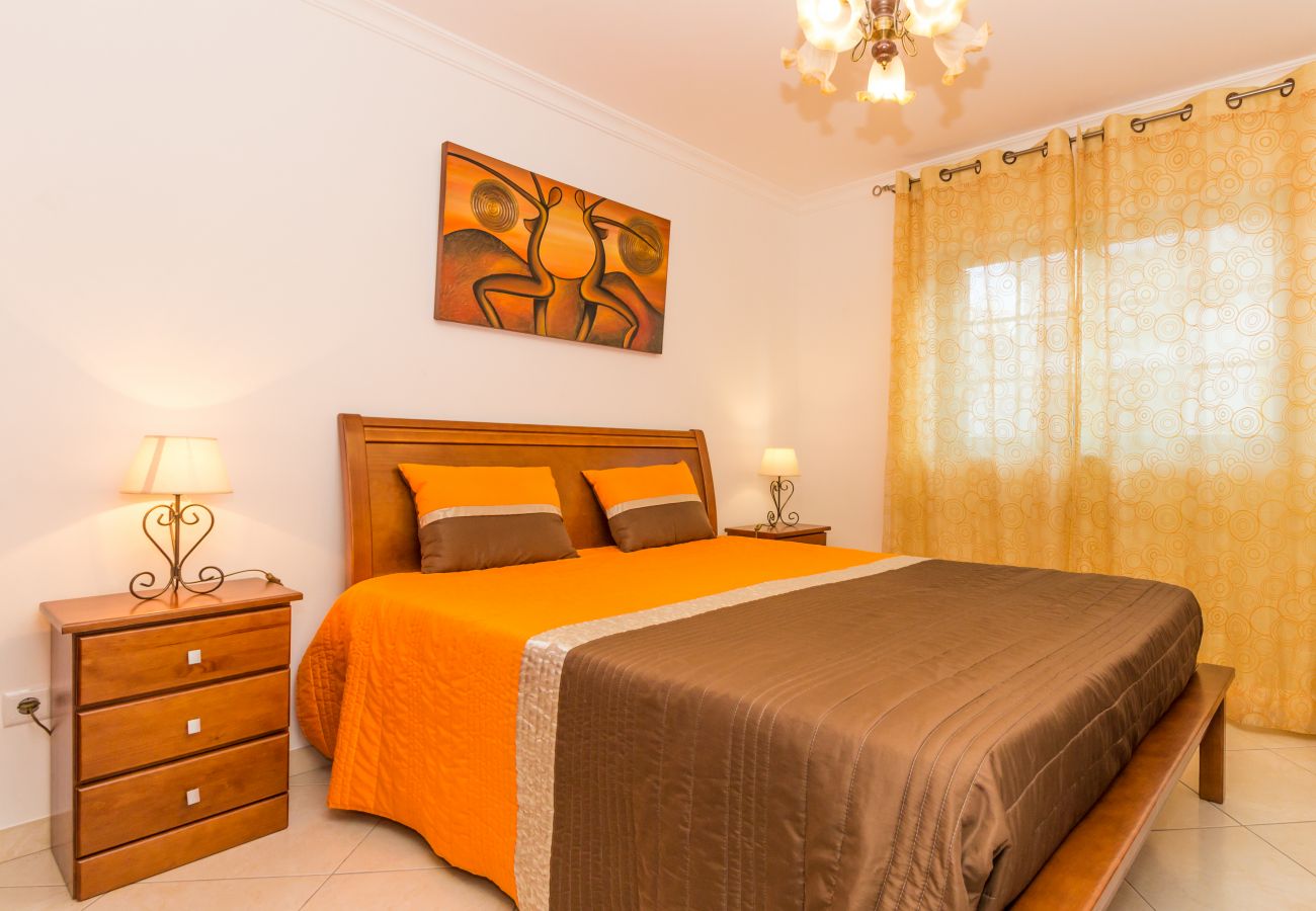 Apartamento em Manta Rota - Apartamento com 2 quartos em condominio com piscina  by AlgarveManta (15T2)