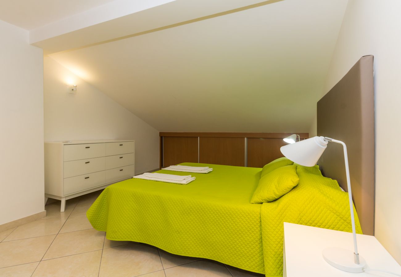 Apartamento em Manta Rota - Apartamento em condomínio com piscina/WIFI a 2 minutos da praia by AlgarveManta (2T3)