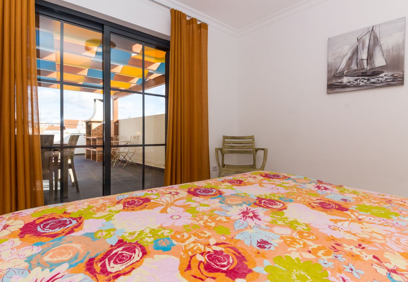 Apartamento em Manta Rota - Apartamento em condomínio com piscina/WIFI a 2 minutos da praia by AlgarveManta (2T3)