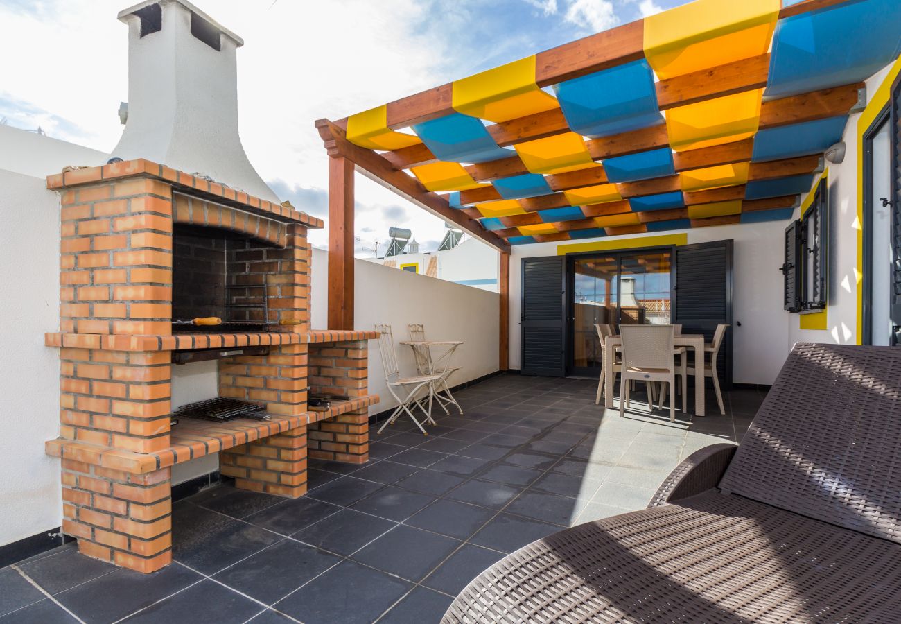 Apartamento em Manta Rota - Apartamento em condomínio com piscina/WIFI a 2 minutos da praia by AlgarveManta (2T3)