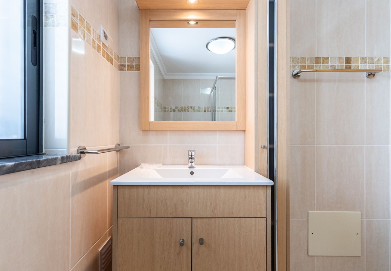 Apartamento em Manta Rota - Apartamento em condomínio com piscina/WIFI a 2 minutos da praia by AlgarveManta (2T3)