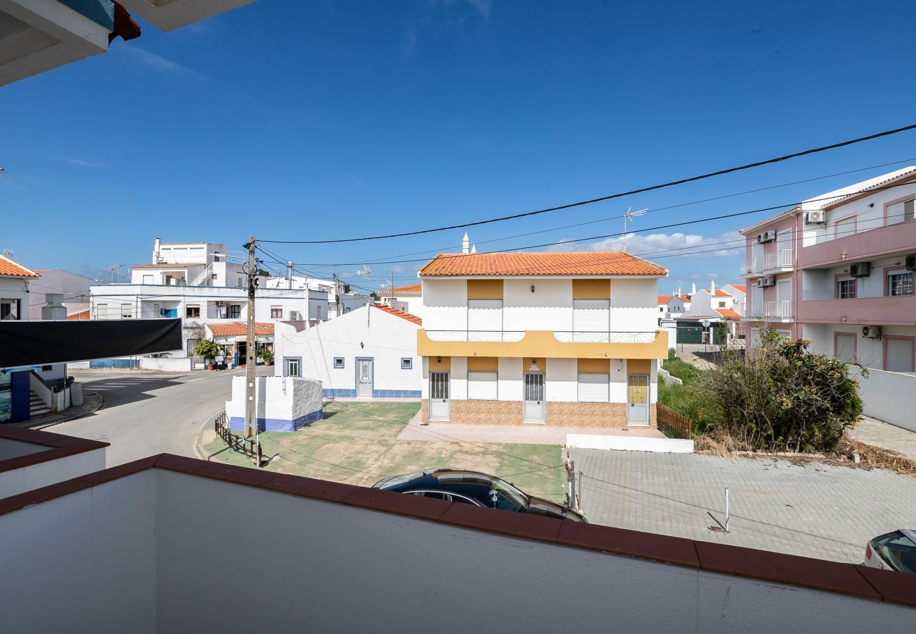 Apartamento em Manta Rota - Apartamento T1+1 no centro da Manta Rota by AlgarveManta (11T1+1)
