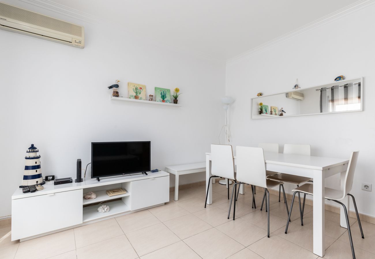 Casa geminada em Manta Rota - Moradia de 2 quartos a 200m da praia by AlgarveManta (1V2)