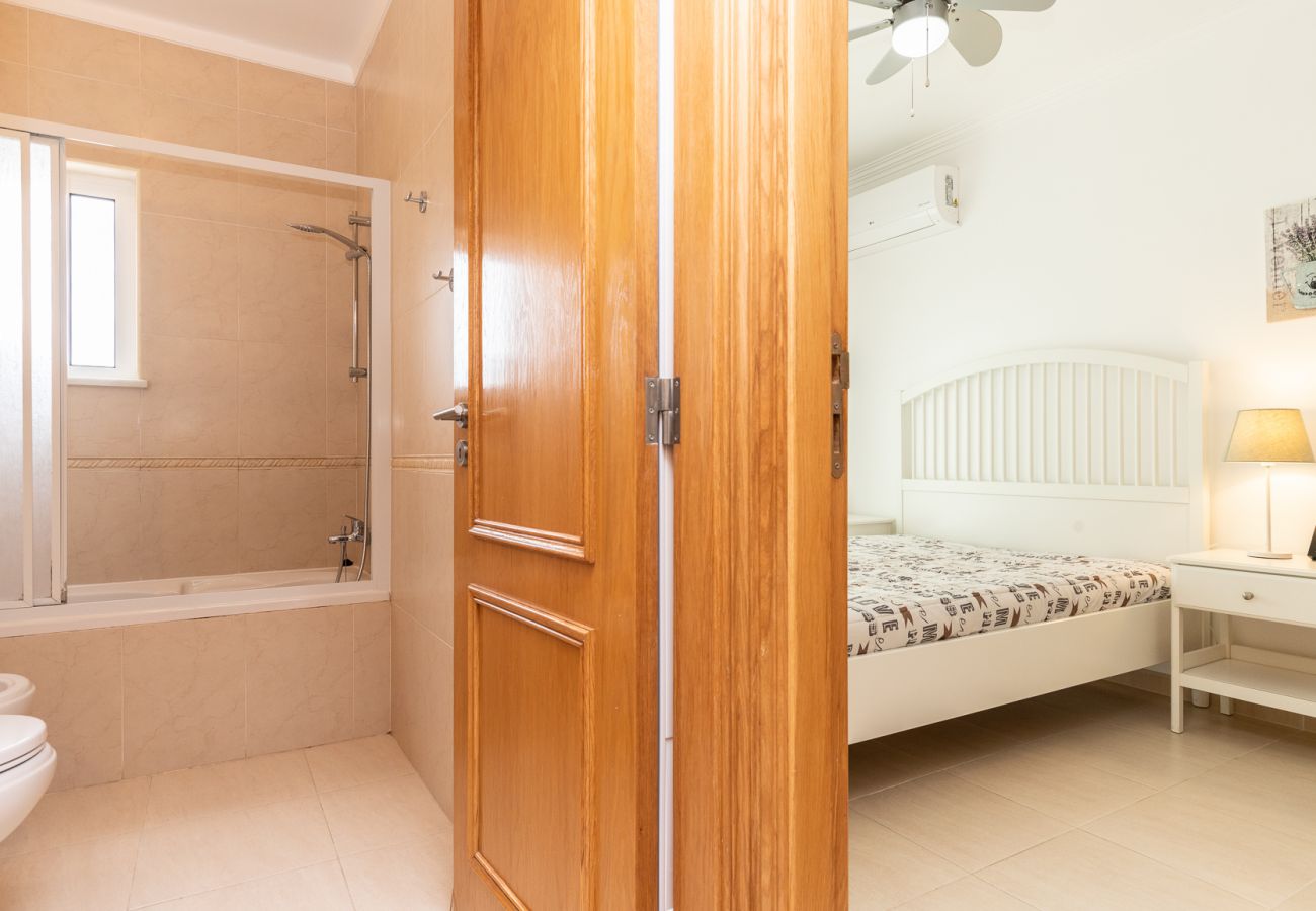 Casa geminada em Manta Rota - Moradia de 2 quartos a 200m da praia by AlgarveManta (1V2)