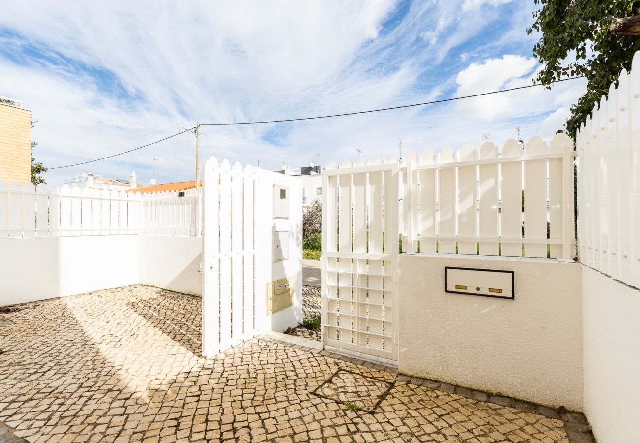 Casa geminada em Manta Rota - Moradia de 2 quartos a 200m da praia by AlgarveManta (1V2)