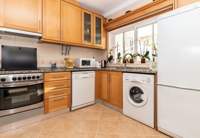 Casa geminada em Manta Rota - Moradia com estacionamento privado by AlgarveManta (3V2) Casa geminada em Manta Rota - Moradia com estacionamento privado by AlgarveManta (3V2)