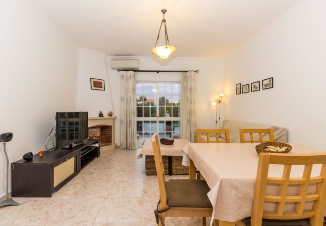 Casa em Manta Rota - Moradia de 3 quartos com pátio na Praia da Manta Rota by AlgarveManta (2V3) Casa em Manta Rota - Moradia de 3 quartos com pátio na Praia da Manta Rota by AlgarveManta (2V3)