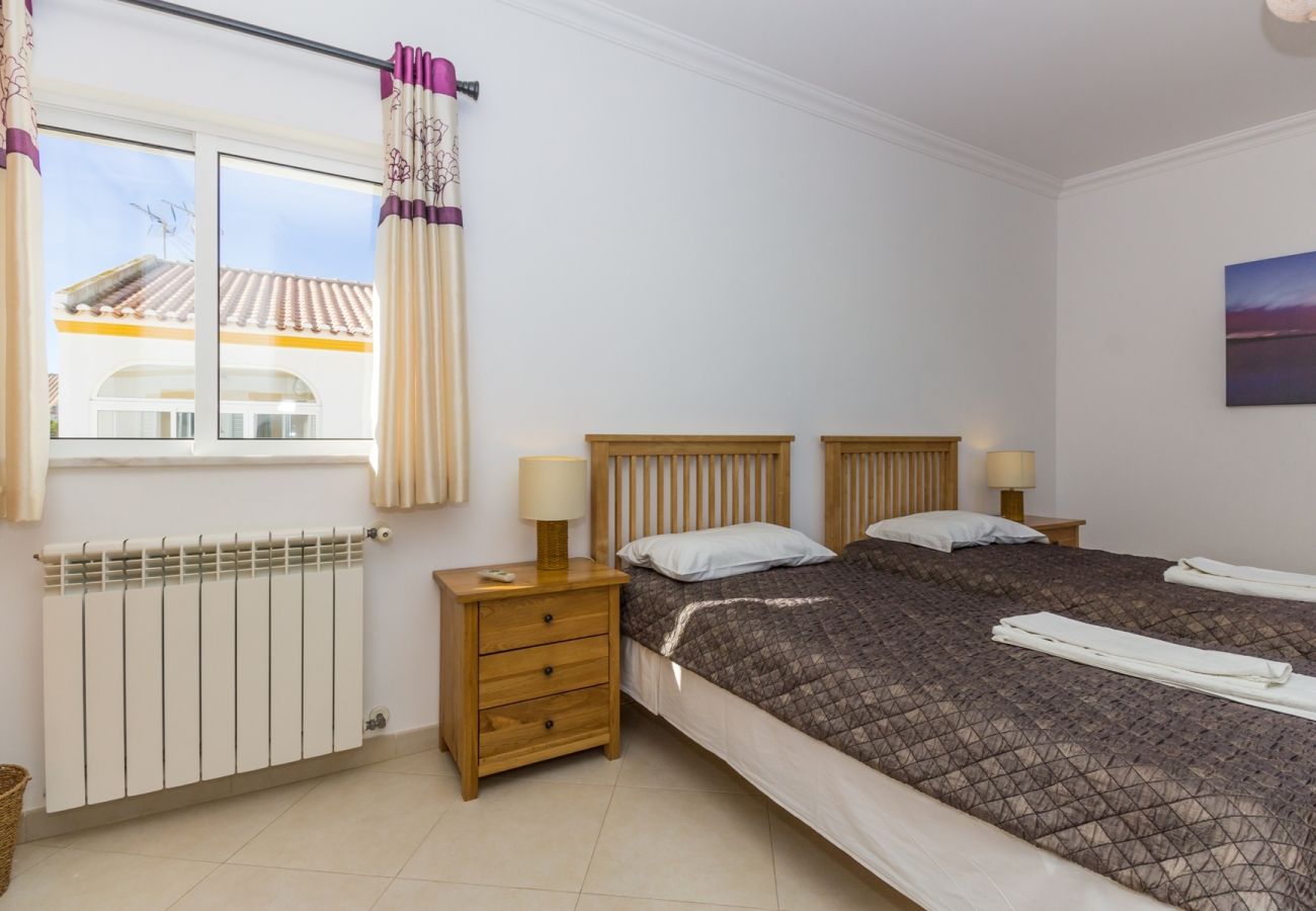 Casa em Manta Rota - Moradia V3 com Piscina privada by AlgarveManta (39V3)