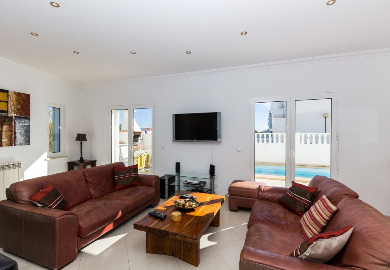 Casa em Manta Rota - Moradia V3 com Piscina privada by AlgarveManta (39V3)