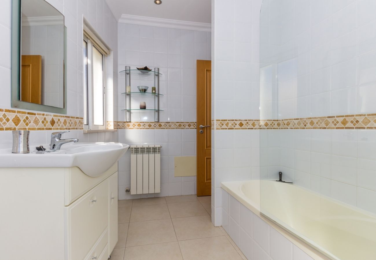 Casa em Manta Rota - Moradia V3 com Piscina privada by AlgarveManta (39V3)