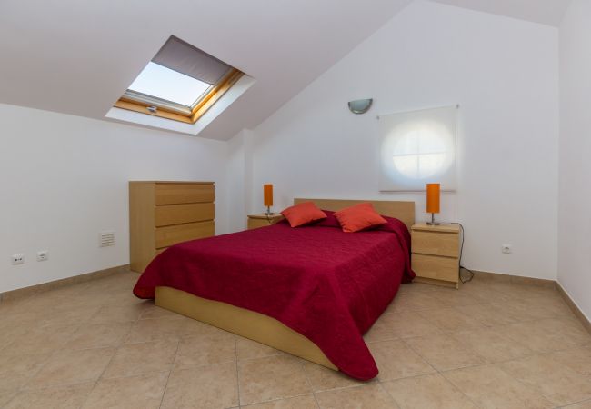 Condomínio em Manta Rota - 12V3