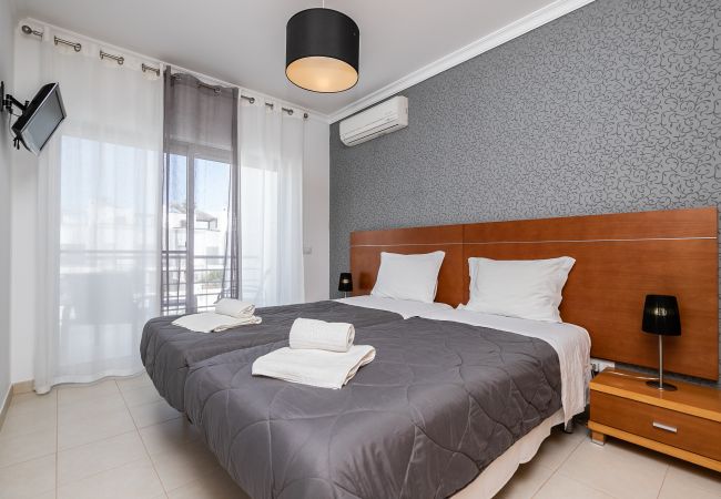 Casa geminada em Manta Rota - Moradia V3 piscina privada a 100m da praia by ALGARVEMANTA (16V3) Casa geminada em Manta Rota - Moradia V3 piscina privada a 100m da praia by ALGARVEMANTA (16V3)