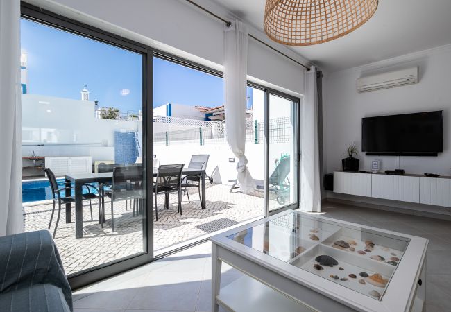 Casa geminada em Manta Rota - Moradia V3 piscina privada a 100m da praia by ALGARVEMANTA (16V3) Casa geminada em Manta Rota - Moradia V3 piscina privada a 100m da praia by ALGARVEMANTA (16V3)