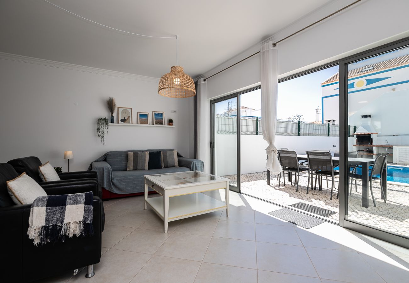 Casa geminada em Manta Rota - Moradia V3 piscina privada a 100m da praia by ALGARVEMANTA (16V3)