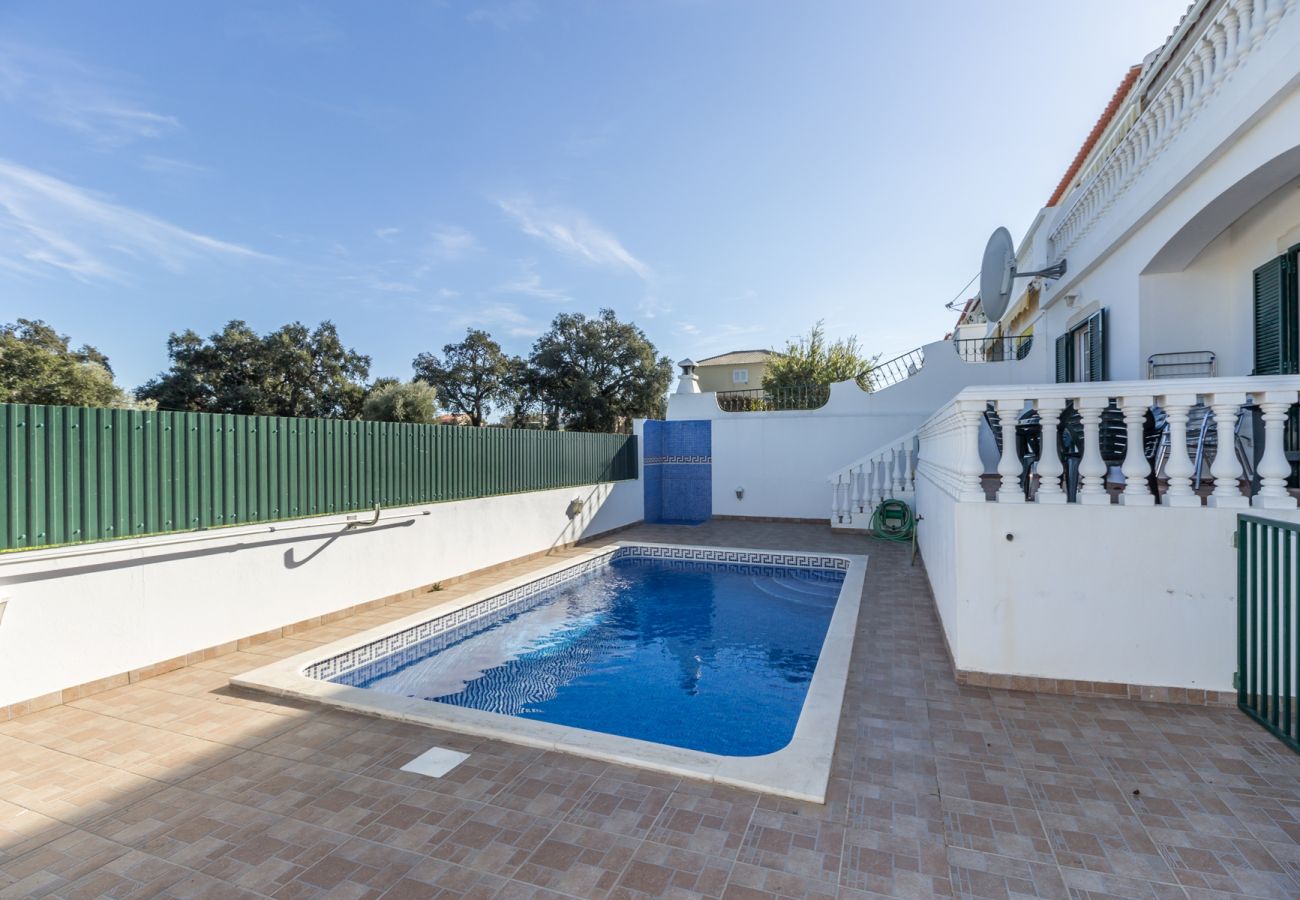 Casa geminada em Altura - Moradia de 3 quartos com piscina privada em Altura by AlgarveManta (16V2)