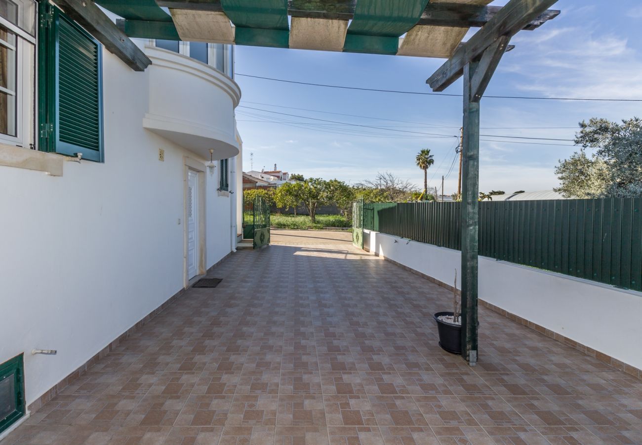 Casa geminada em Altura - Moradia de 3 quartos com piscina privada em Altura by AlgarveManta (16V2)