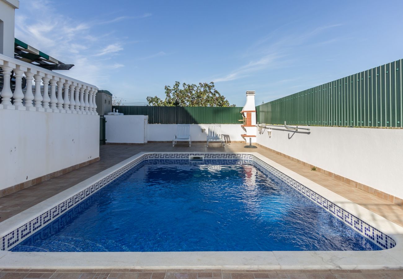Casa geminada em Altura - Moradia de 3 quartos com piscina privada em Altura by AlgarveManta (16V2)