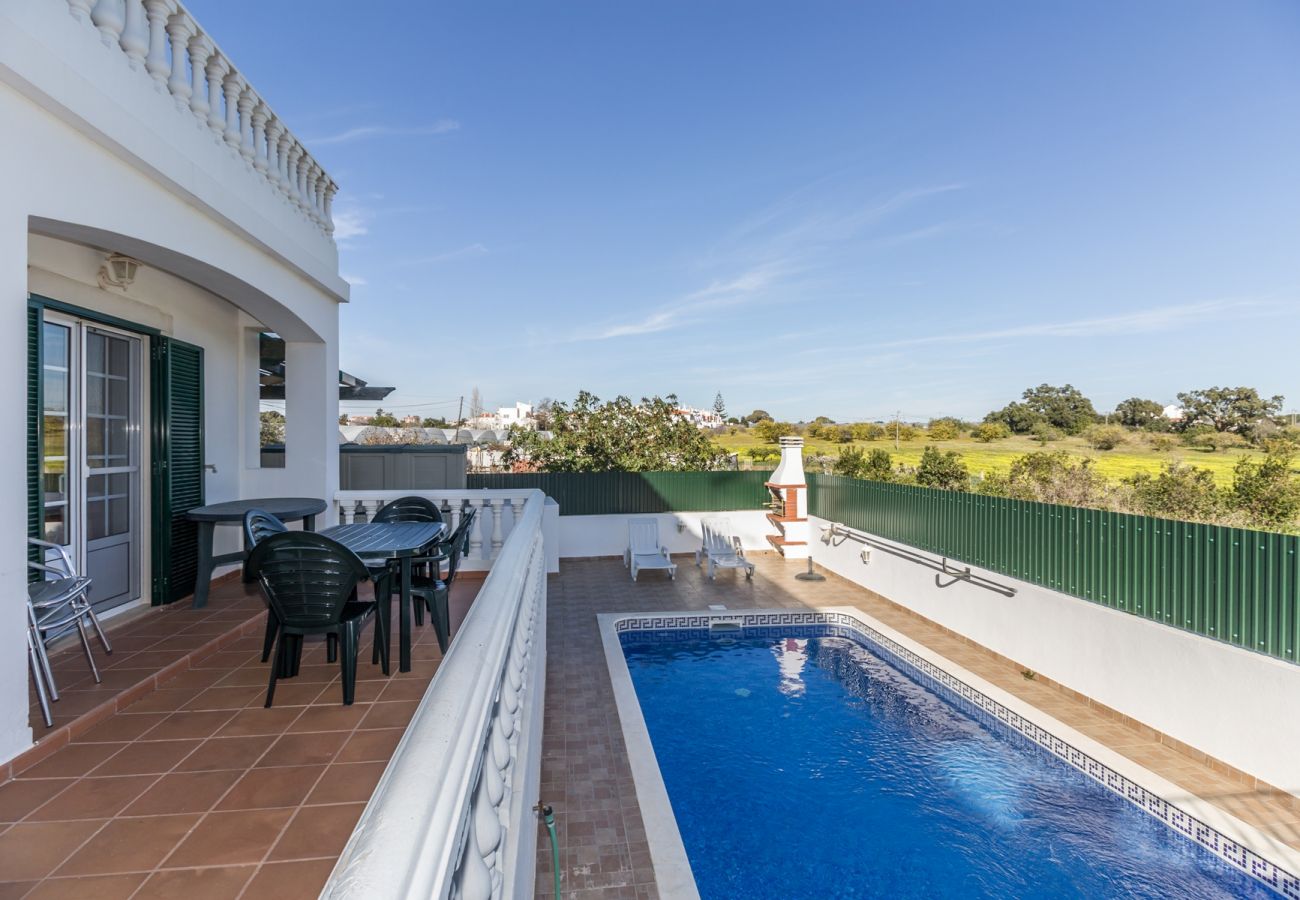Casa geminada em Altura - Moradia de 3 quartos com piscina privada em Altura by AlgarveManta (16V2)