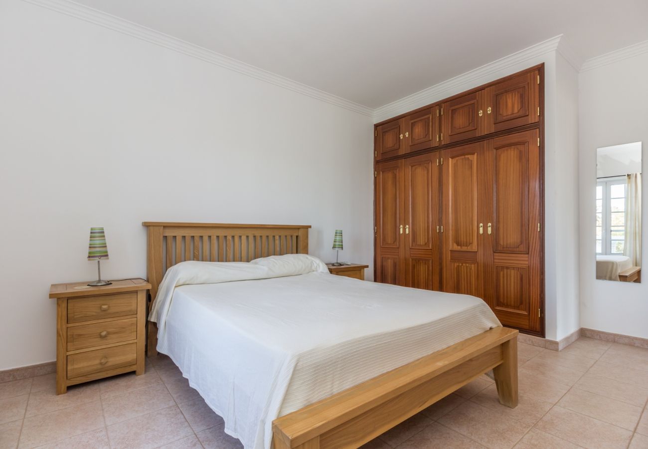 Casa geminada em Altura - Moradia de 3 quartos com piscina privada em Altura by AlgarveManta (16V2)