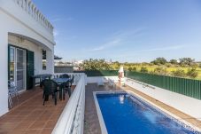 Casa geminada em Altura - Moradia de 3 quartos com piscina...