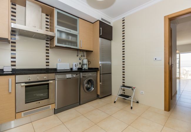 Casa geminada em Manta Rota - Moradia-B V3 1º linha de praia e Wi-Fi by AlgarveManta (8V3) Casa geminada em Manta Rota - Moradia-B V3 1º linha de praia e Wi-Fi by AlgarveManta (8V3)