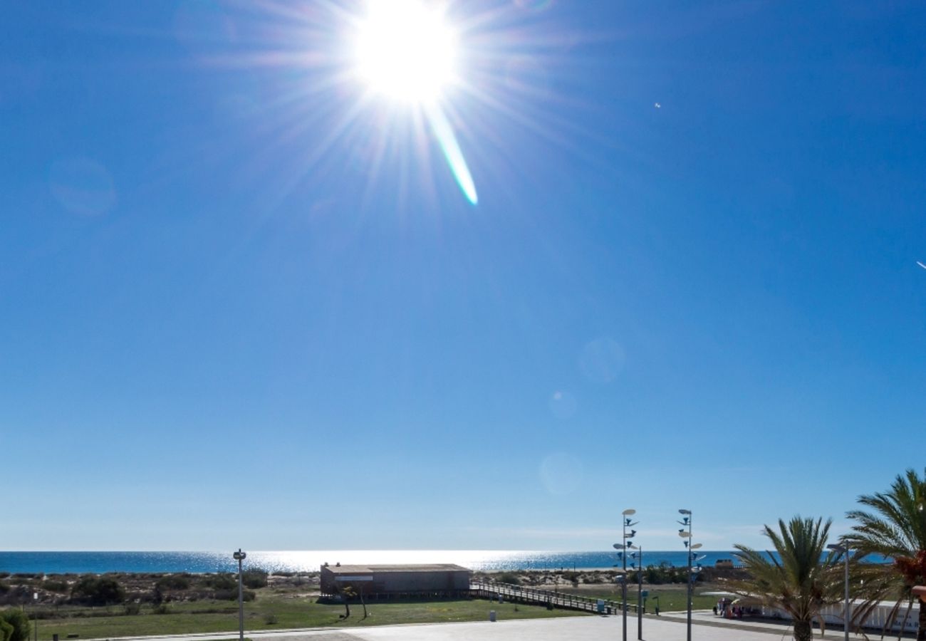 Casa geminada em Manta Rota - Moradia-B V3 1º linha de praia e Wi-Fi by AlgarveManta (8V3)