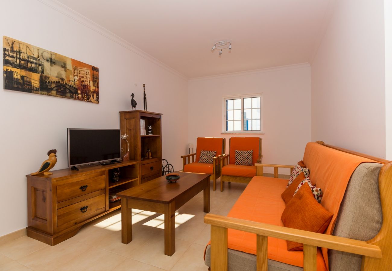 Casa geminada em Manta Rota - Moradia-A V3 na 1º linha de praia e Wi-Fi by AlgarveManta (14V3)