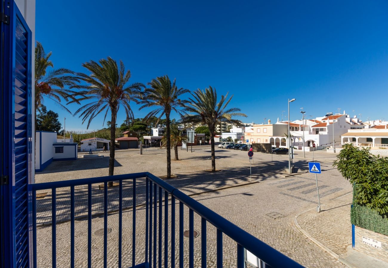Casa geminada em Manta Rota - Moradia-A V3 na 1º linha de praia e Wi-Fi by AlgarveManta (14V3)