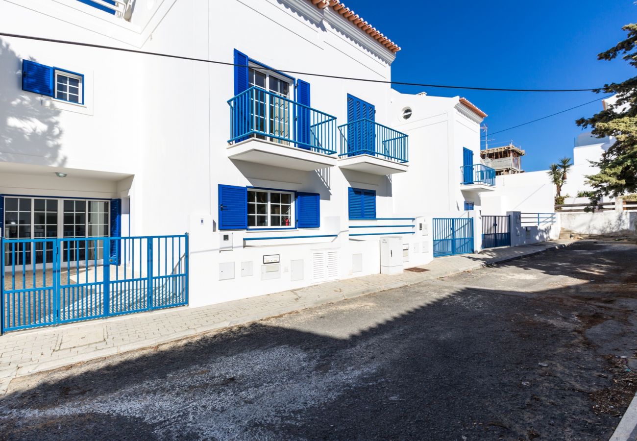 Casa geminada em Manta Rota - Moradia 3 quartos a 2 minutos da praia by ALGARVEMANTA (26V3)