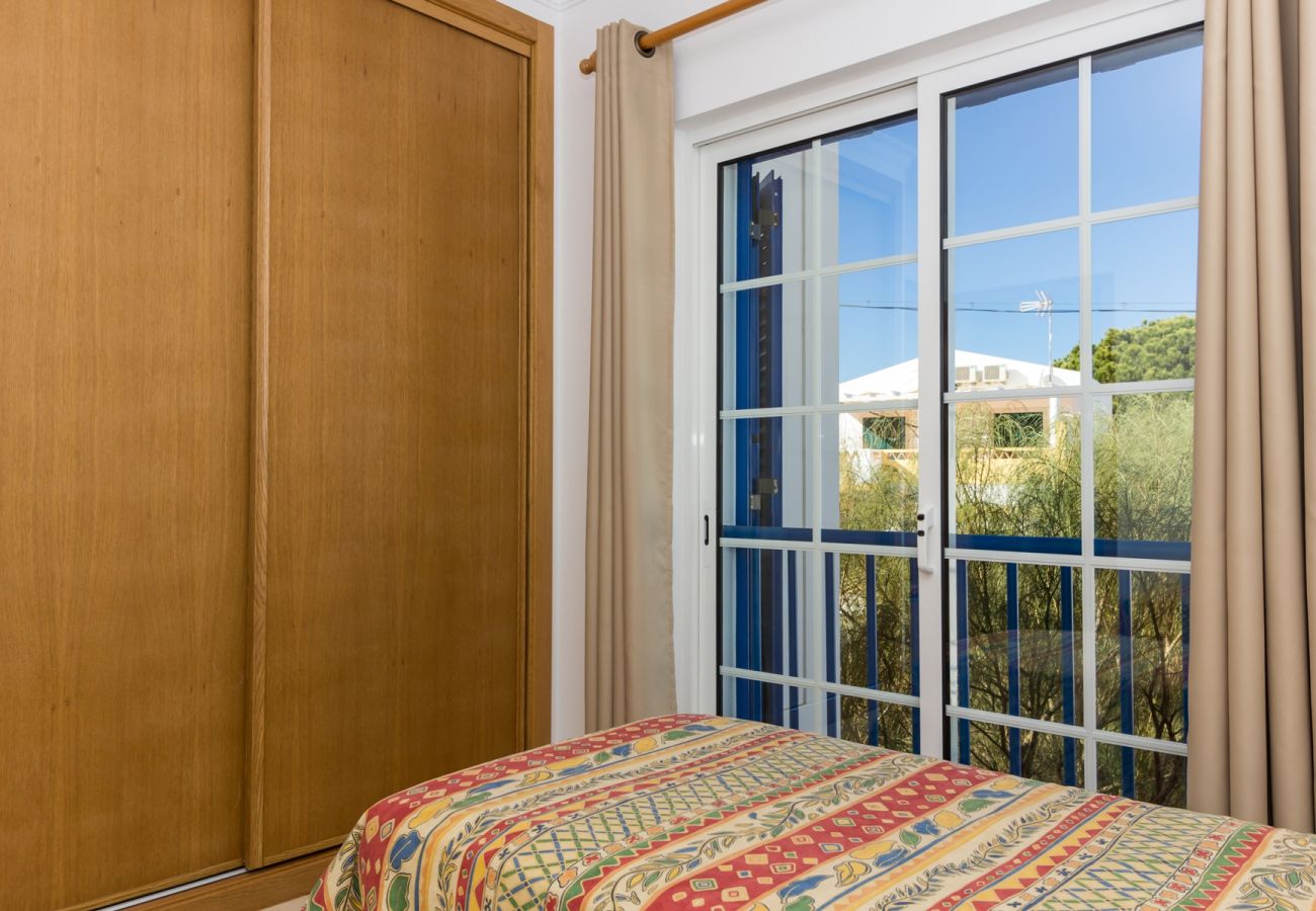 Casa geminada em Manta Rota - Moradia 3 quartos a 2 minutos da praia by ALGARVEMANTA (26V3)