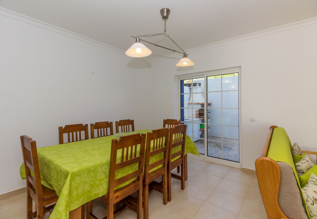 Casa geminada em Manta Rota - Moradia-G 3 quartos a 2 minutos da praia by AlgarveManta (28V3)