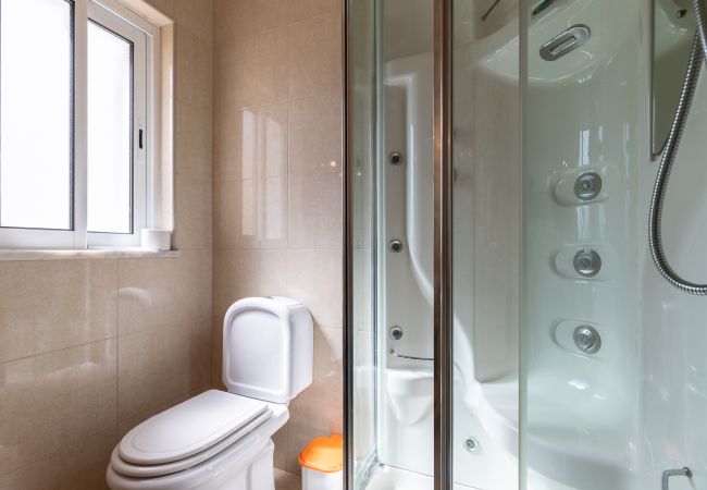 Casa em Manta Rota - Moradia com estacionamento no centro da vila by AlgarveManta (10V3) Casa em Manta Rota - Moradia com estacionamento no centro da vila by AlgarveManta (10V3)