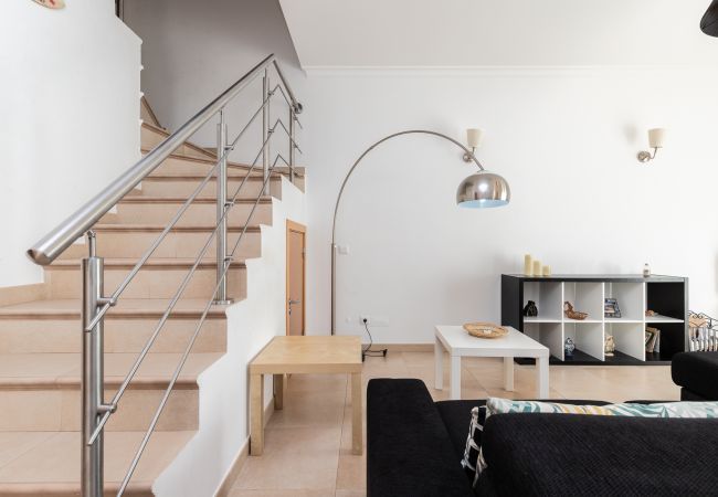 Casa em Manta Rota - Moradia com estacionamento no centro da vila by AlgarveManta (10V3) Casa em Manta Rota - Moradia com estacionamento no centro da vila by AlgarveManta (10V3)