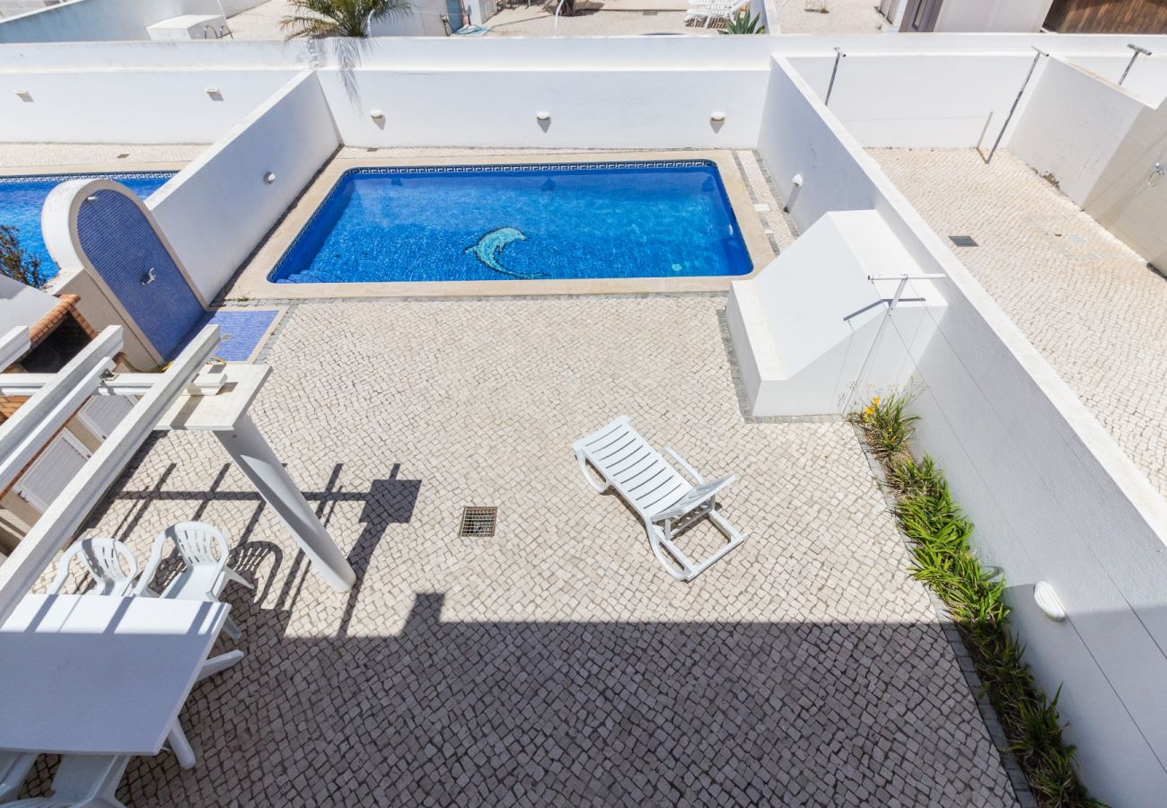 Casa em Manta Rota - Moradia V3 piscina privada a 200m da praia e Wi-Fi by AlgarveManta (20V3)