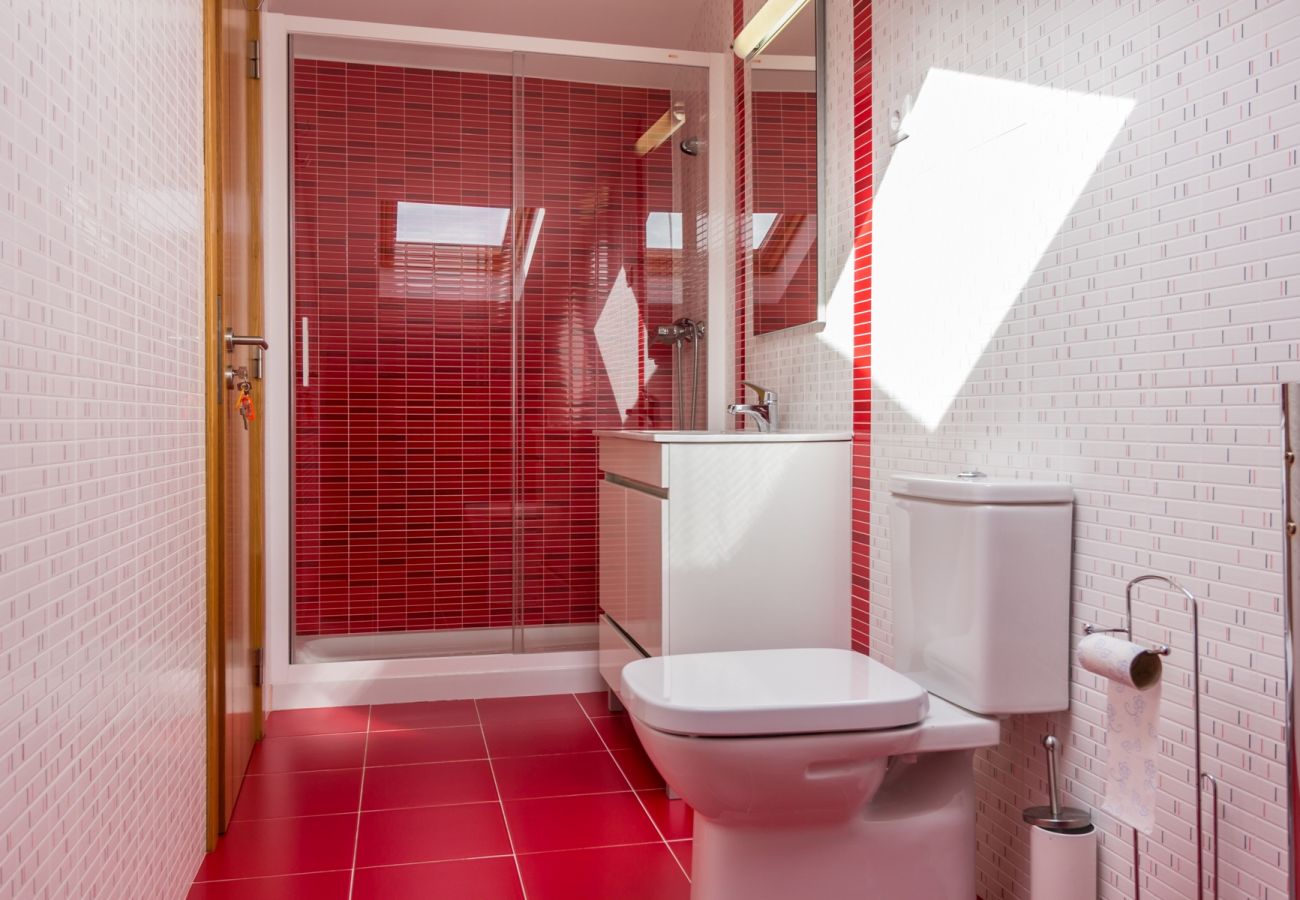 Casa em Manta Rota - Moradia V3 com piscina Comum e WIFI by AlgarveManta (22V3)
