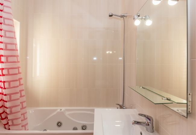 Casa geminada em Manta Rota - Moradia V3 com piscina privada e Wi-Fi by AlgarveManta (25V3) Casa geminada em Manta Rota - Moradia V3 com piscina privada e Wi-Fi by AlgarveManta (25V3)