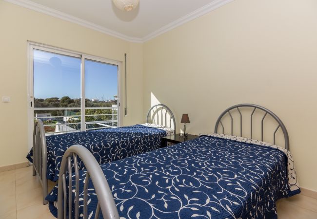 Casa geminada em Manta Rota - Moradia de 3 quartos com piscina privada by AlgarveManta (27V3) Casa geminada em Manta Rota - Moradia de 3 quartos com piscina privada by AlgarveManta (27V3)