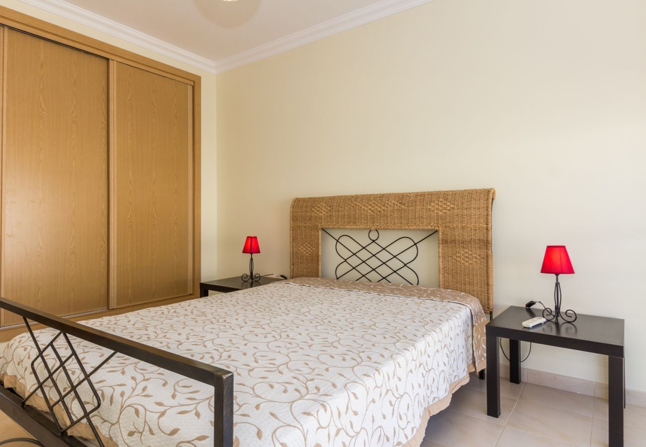 Casa geminada em Manta Rota - Moradia de 3 quartos com piscina privada by AlgarveManta (27V3)