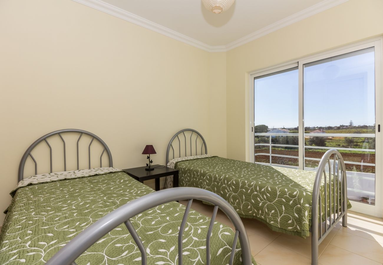 Casa geminada em Manta Rota - Moradia de 3 quartos com piscina privada by AlgarveManta (27V3)