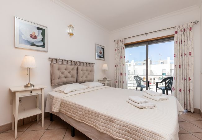 Casa geminada em Manta Rota - Moradia com 3 quartos a 100m da praia com Pátio by AlgarveManta (41V3) Casa geminada em Manta Rota - Moradia com 3 quartos a 100m da praia com Pátio by AlgarveManta (41V3)