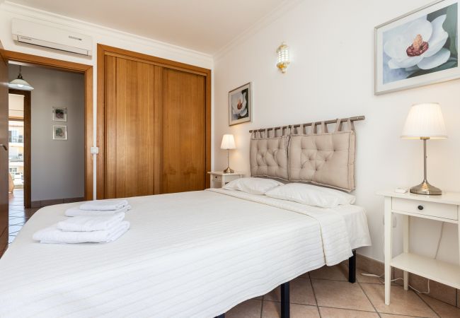 Casa geminada em Manta Rota - Moradia com 3 quartos a 100m da praia com Pátio by AlgarveManta (41V3) Casa geminada em Manta Rota - Moradia com 3 quartos a 100m da praia com Pátio by AlgarveManta (41V3)