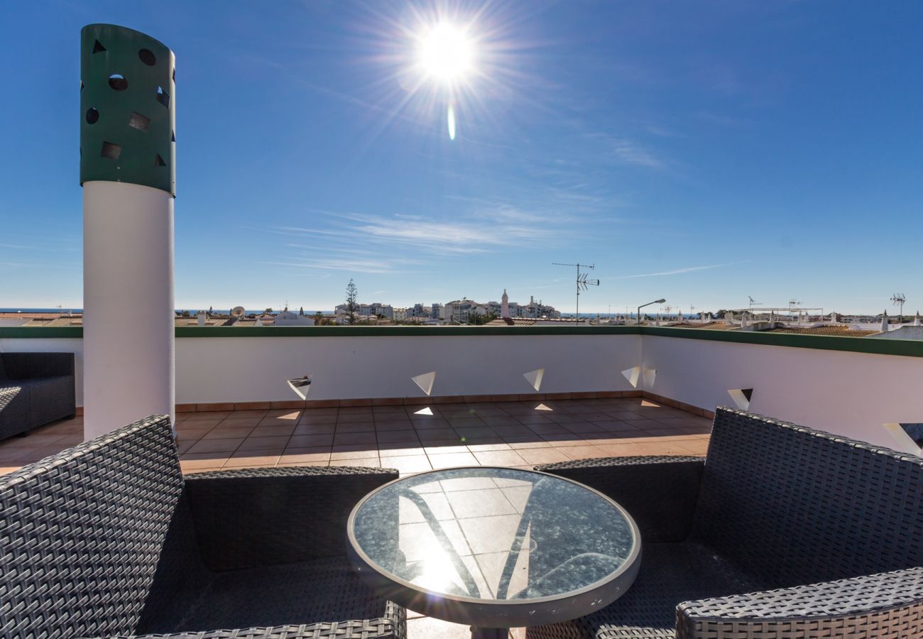 Condomínio em Manta Rota - Moradia em condominio com piscina a 650m da praia by AlgarveManta (52V3)