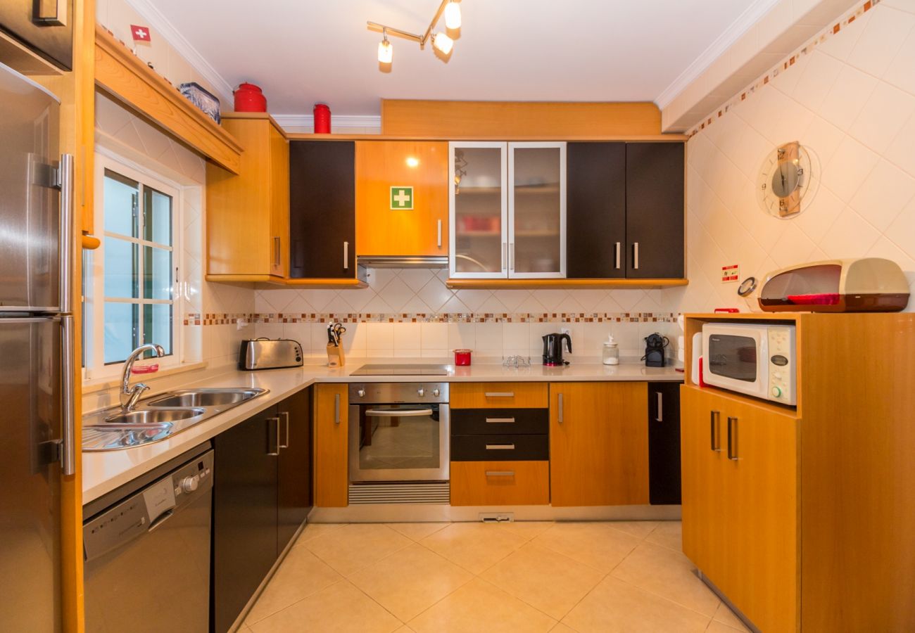 Casa em Manta Rota - Moradia V3 com Pátio e WIFI by AlgarveManta (55V3)