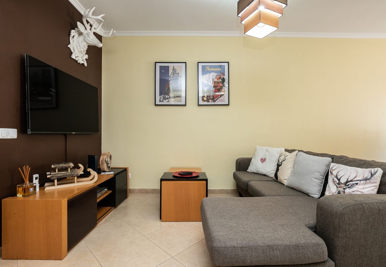 Casa em Manta Rota - Moradia V3 com Pátio e WIFI by AlgarveManta (55V3)