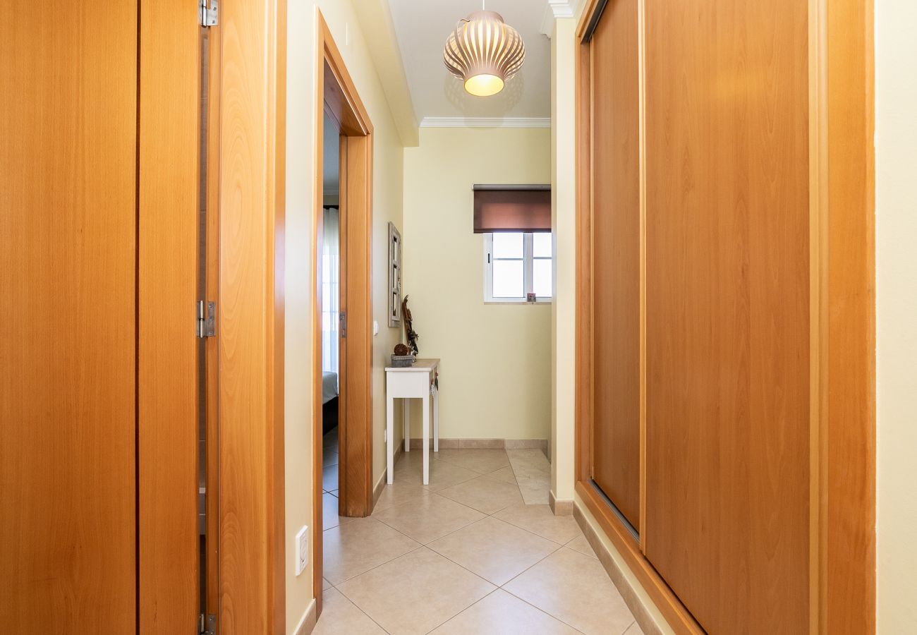 Casa em Manta Rota - Moradia V3 com Pátio e WIFI by AlgarveManta (55V3)