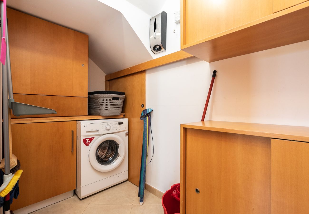 Casa em Manta Rota - Moradia V3 com Pátio e WIFI by AlgarveManta (55V3)