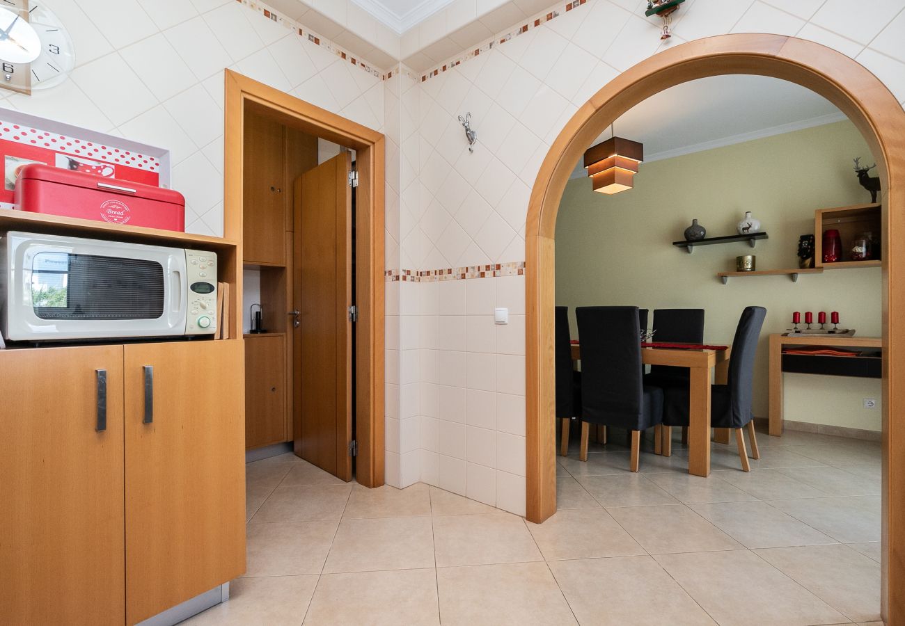 Casa em Manta Rota - Moradia V3 com Pátio e WIFI by AlgarveManta (55V3)